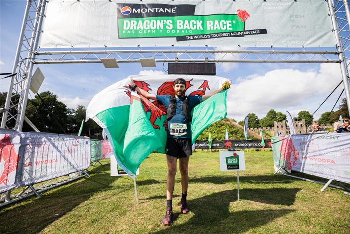 simon Roberts Dragons back race winner
